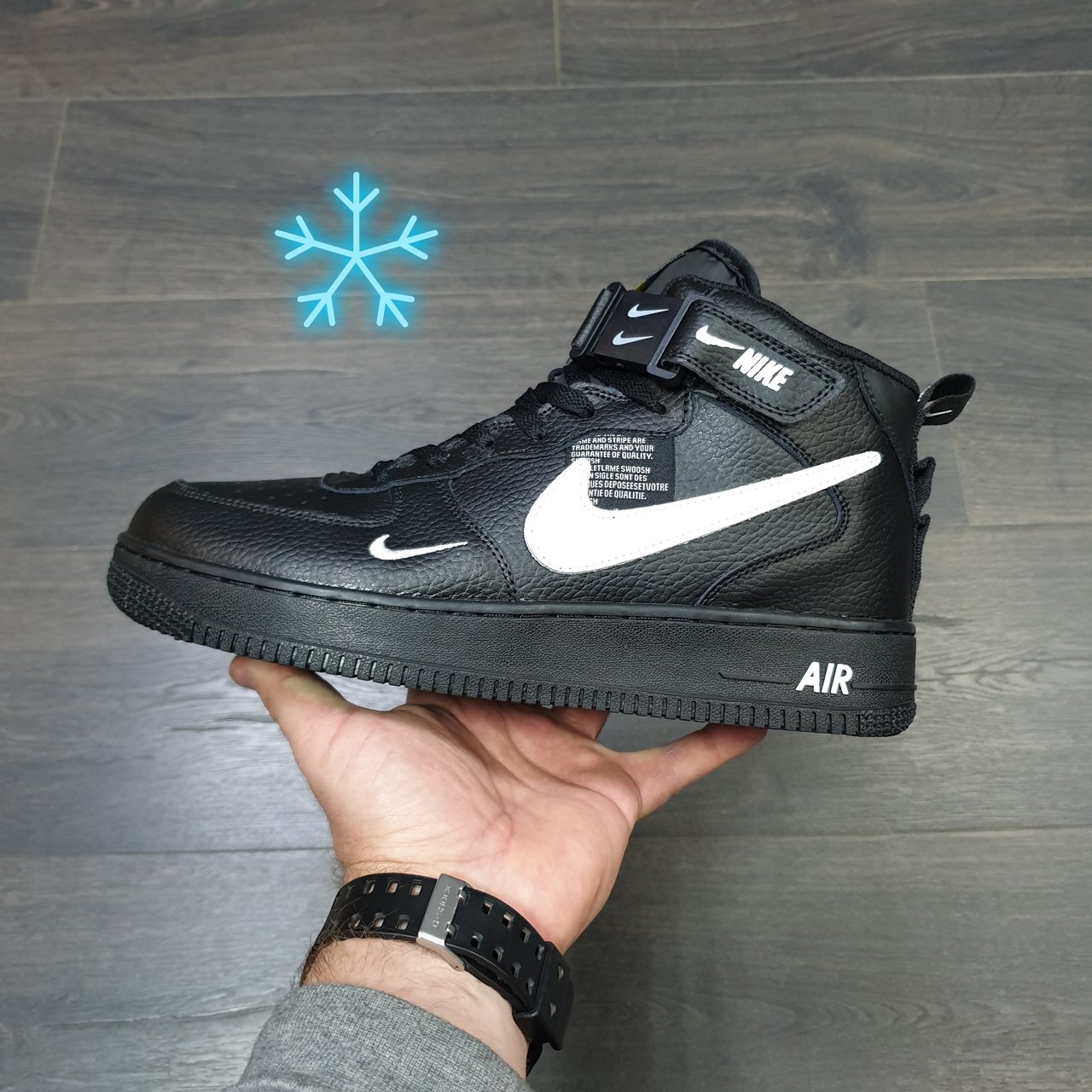 Купить мужские и подростковые зимние кроссовки Найк | Nike Air Force 1 Mid  LV 8 Black White с мехом в интернет-магазине в Минске