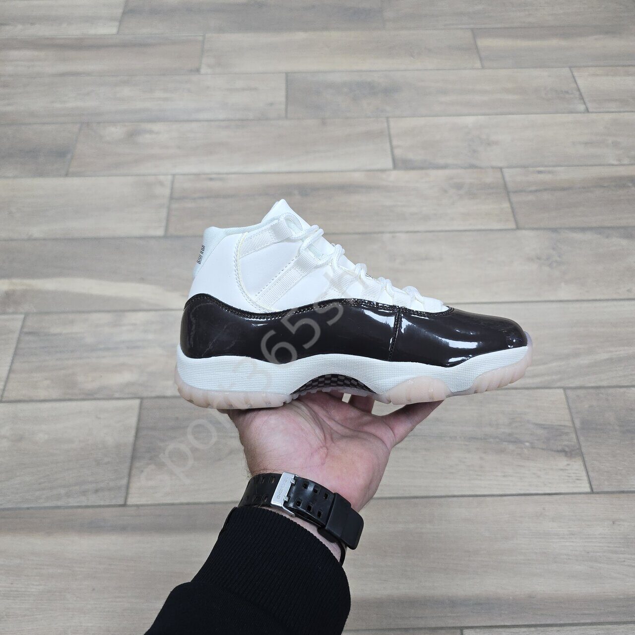 Air Jordan 11 Neapolitan: легендарные кроссовки в новом цвете