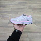 Кроссовки Nike Air Zoom Vomero 5 White Pink